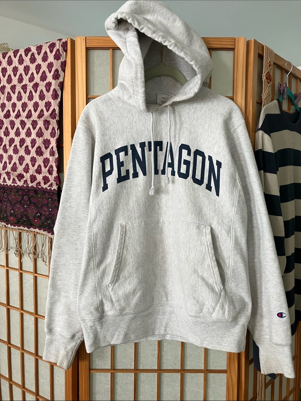 Men Small Champion Hoodie Light Gray with Navy 'PENTAGON' Graphic